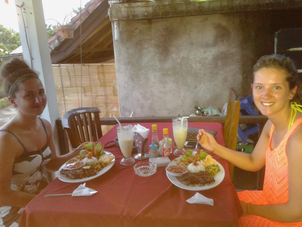 Titi Sedana Homestay آميدْ المظهر الخارجي الصورة