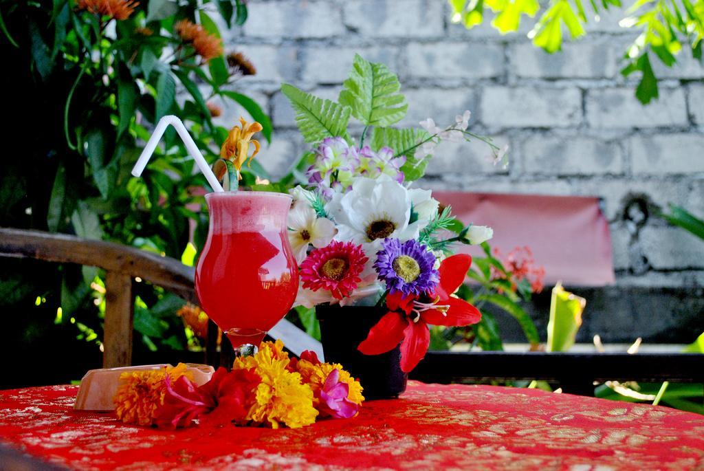 Titi Sedana Homestay آميدْ المظهر الخارجي الصورة